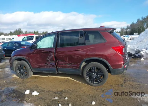 2020 Honda Passport Awd Sport z USA, uszkodzony, nr VIN 5FNYF8H27LB012738